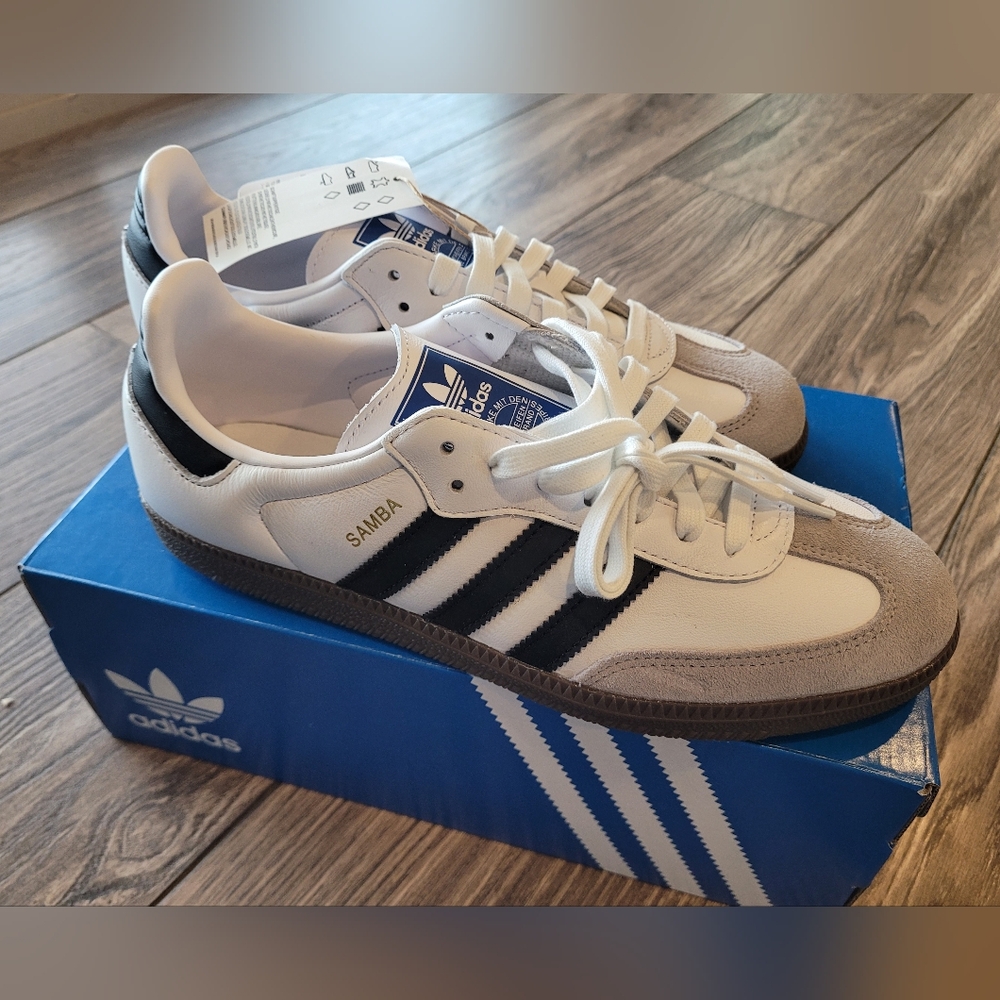 adidas Samba Men’s Sneakers in White, Black and Gray Suede - Picture 3 of 5
